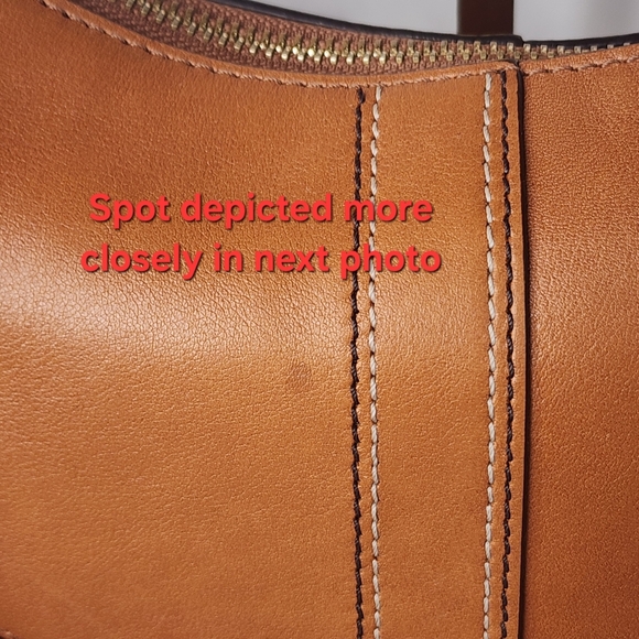 Coach Hampton Slim Hobo F0793-11372 - Picture 11 of 16